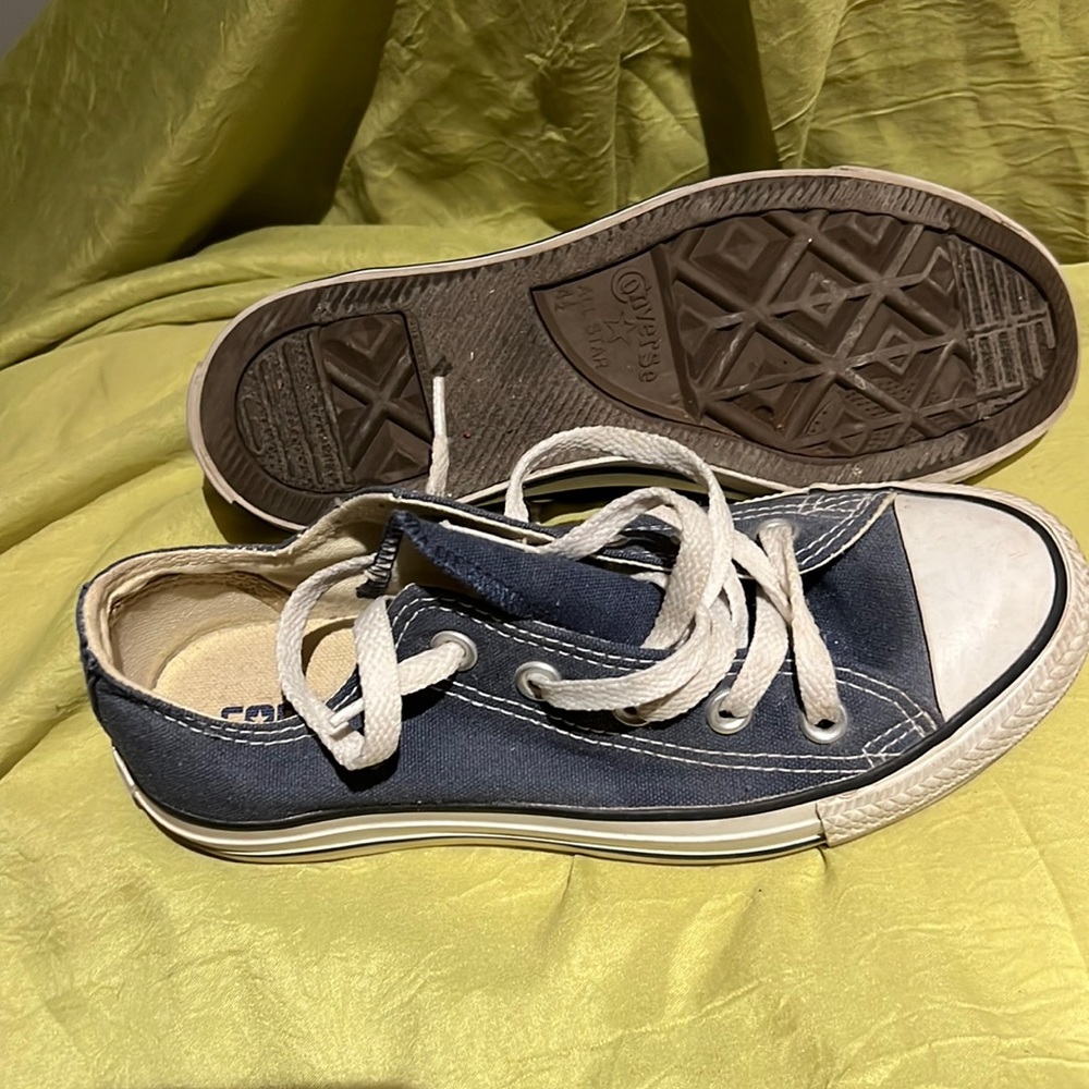 Converse sneaker